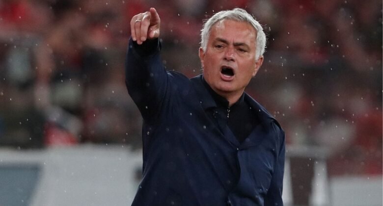 Real Madrid officially announce Jose Mourinho as new head coach