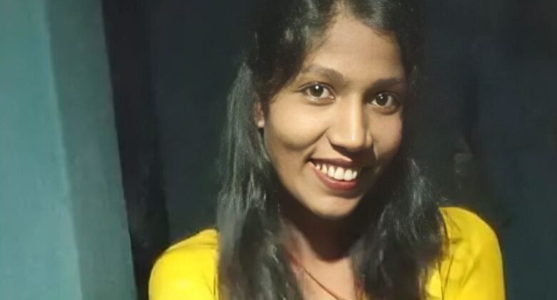 Even the mehendi had not been removed from her hands, just 13 days after the marriage the bride’s dead body was found hanging in her in-laws’ house.