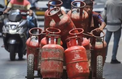 Domestic LPG cylinder becomes costlier by Rs 29 across the country, now these are the prices of LPG in your city
