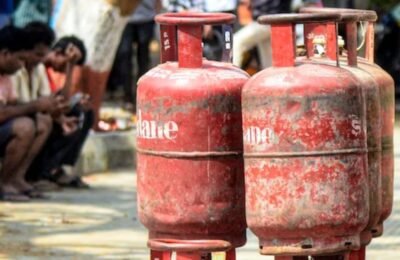 LPG Price Hike: Government claims - LPG price in India is the lowest in the world.