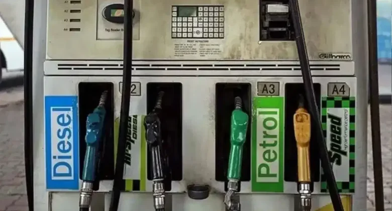 Petrol and diesel prices may reduce by Rs 3, government is keeping an eye on oil.